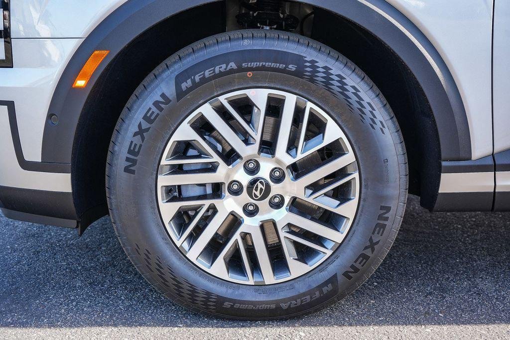 New 2026 Silver Hyundai SEL Premium image 68