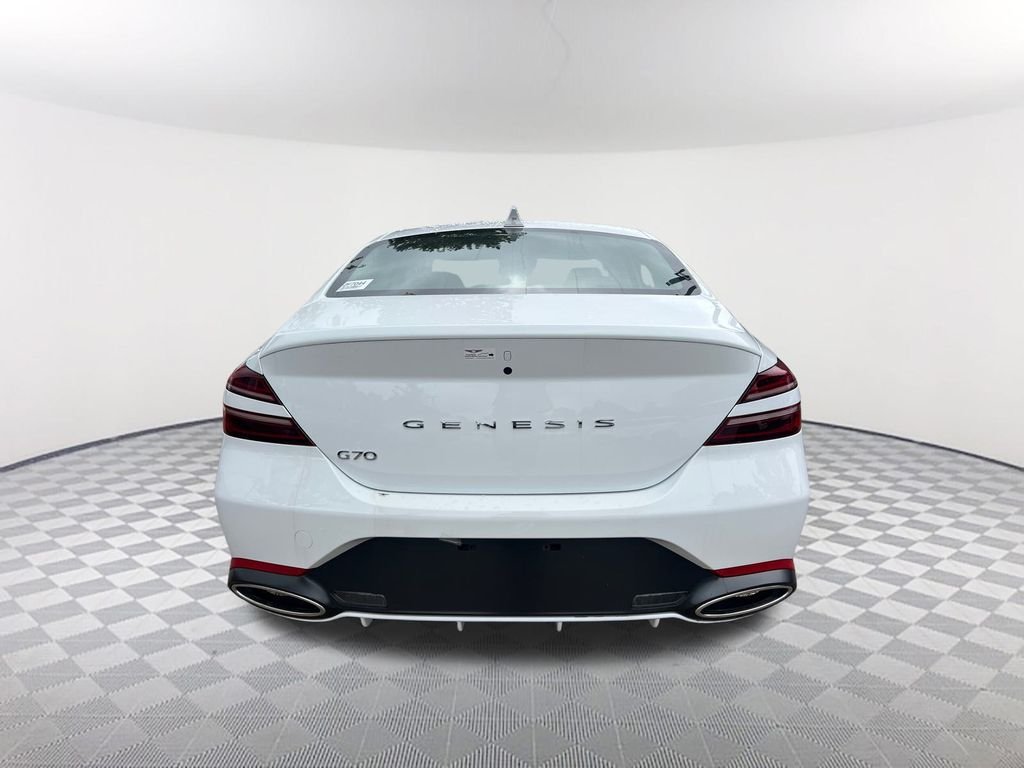 2026 GENESIS G70 Standard - Photo 6