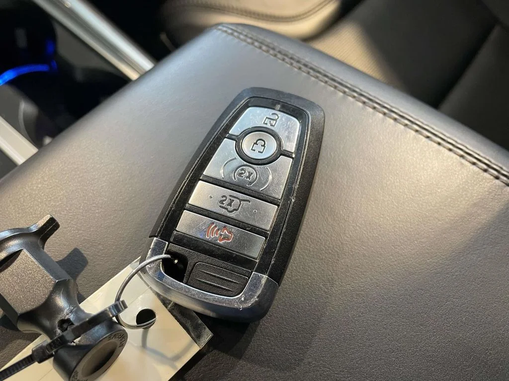 Used 2021 Silver Metallic Ford Platinum image 44