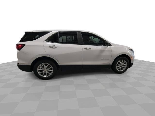 Used 2024 Summit White Chevrolet LS image 9
