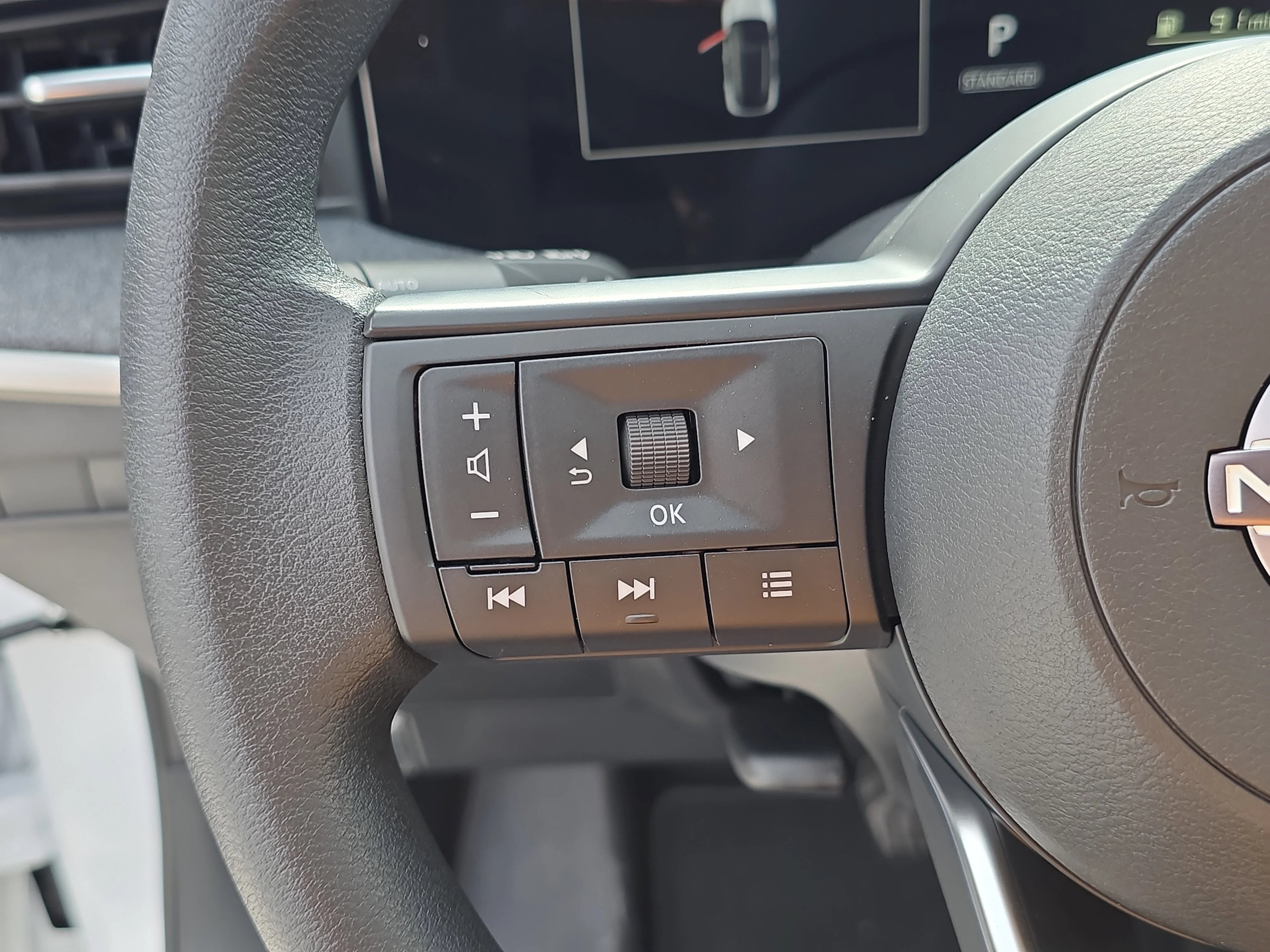 New 2026 Aspen White TriCoat Nissan SV image 32