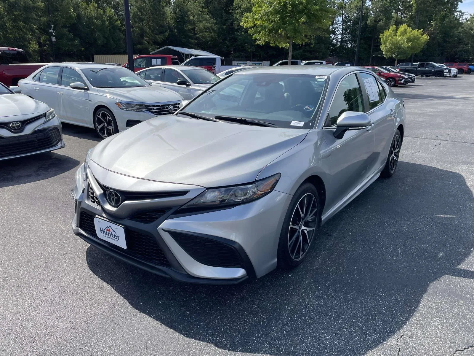 Used 2024 Silver Toyota SE image 3