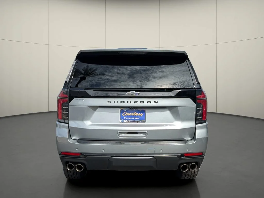 Used 2025 Sterling Gray Metallic Chevrolet Z71 image 6