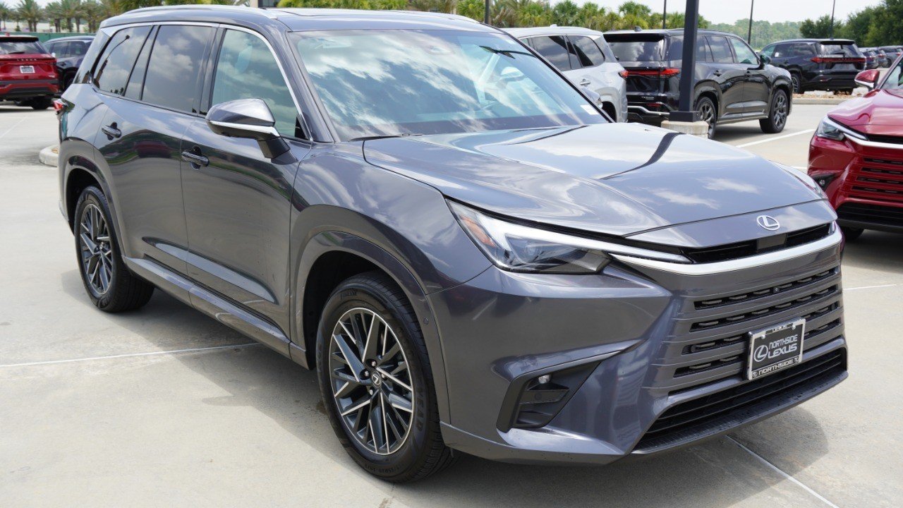 Certified Used 2025 SONIC CHROME Lexus TX 350 Premium image 3