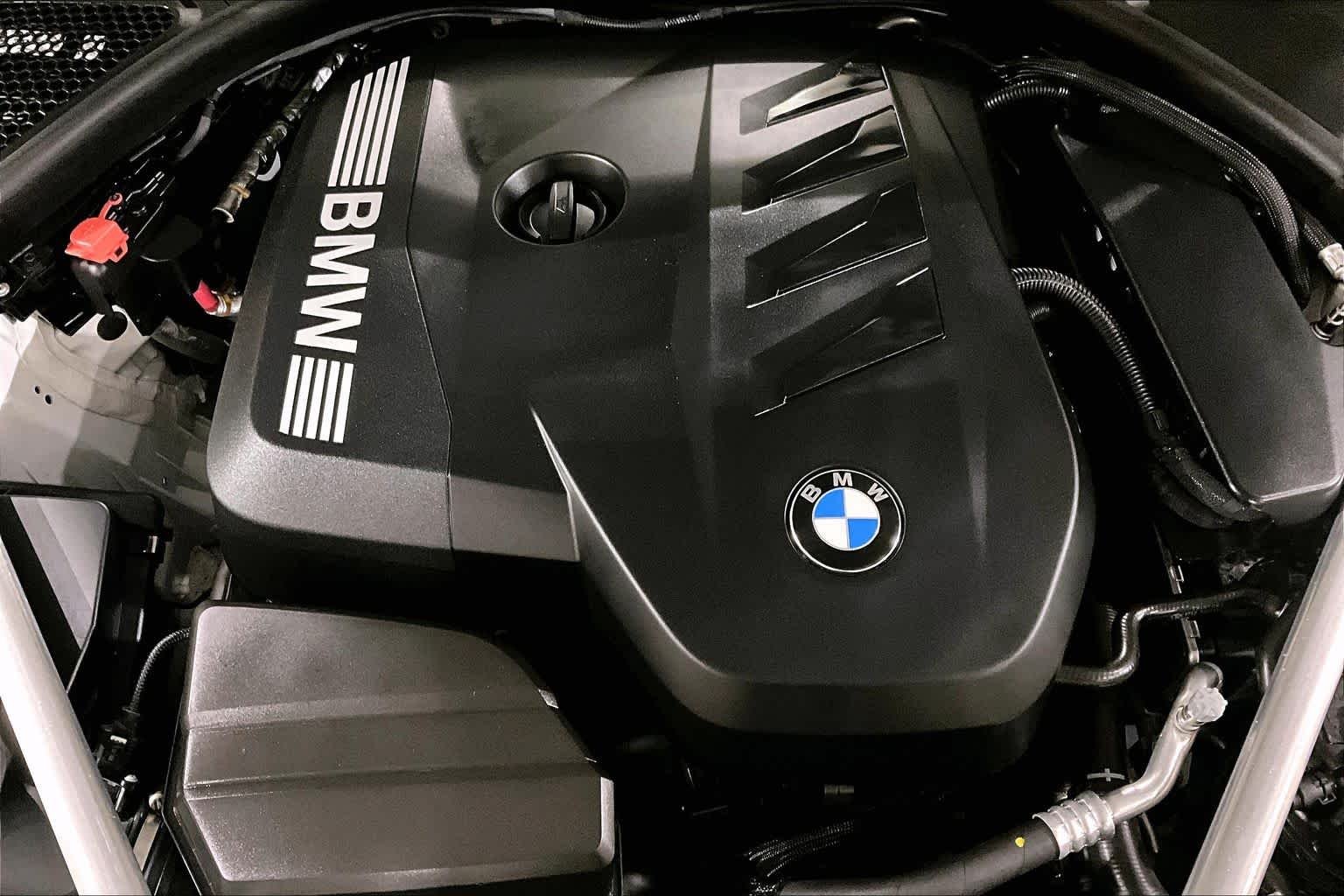 Certified Used 2025 Mineral White Metallic BMW 430i image 30