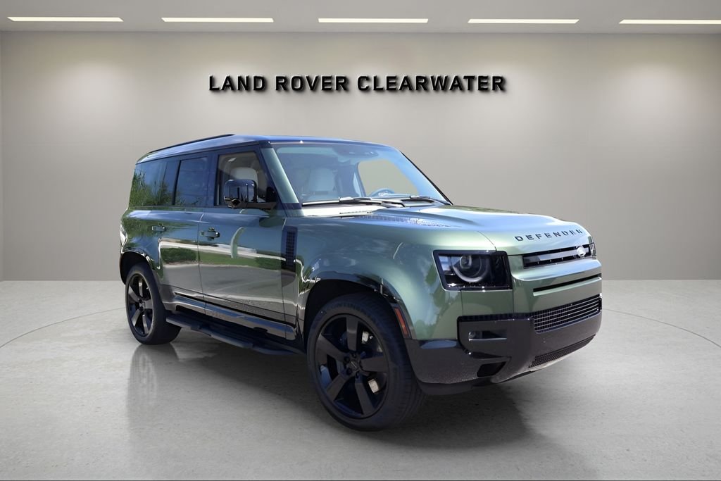 New 2026 Woolstone Green Land Rover X-Dynamic SE image 7