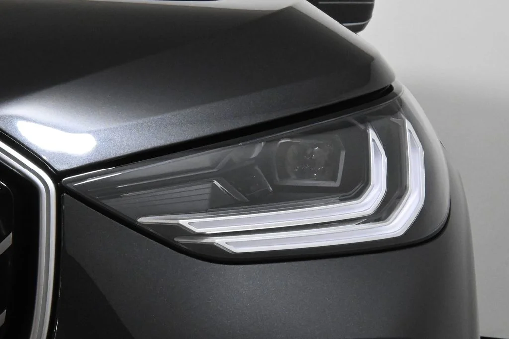 Used 2026 Gray BMW 30 xDrive image 11