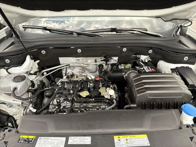 2025 Volkswagen Atlas Cross Sport SE w/Tech - Photo 24