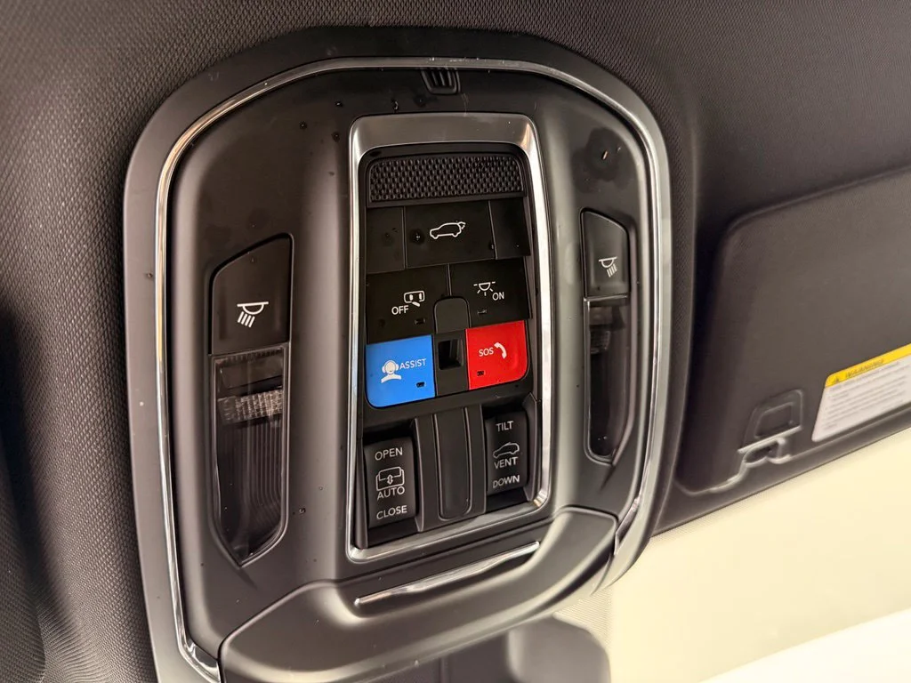 Used 2024 Gray Jeep Laredo X image 29