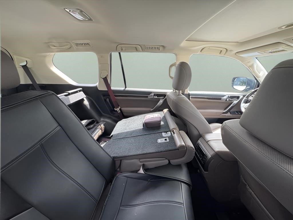 Certified Used 2023 Onyx Black Lexus GX 460 Premium image 13