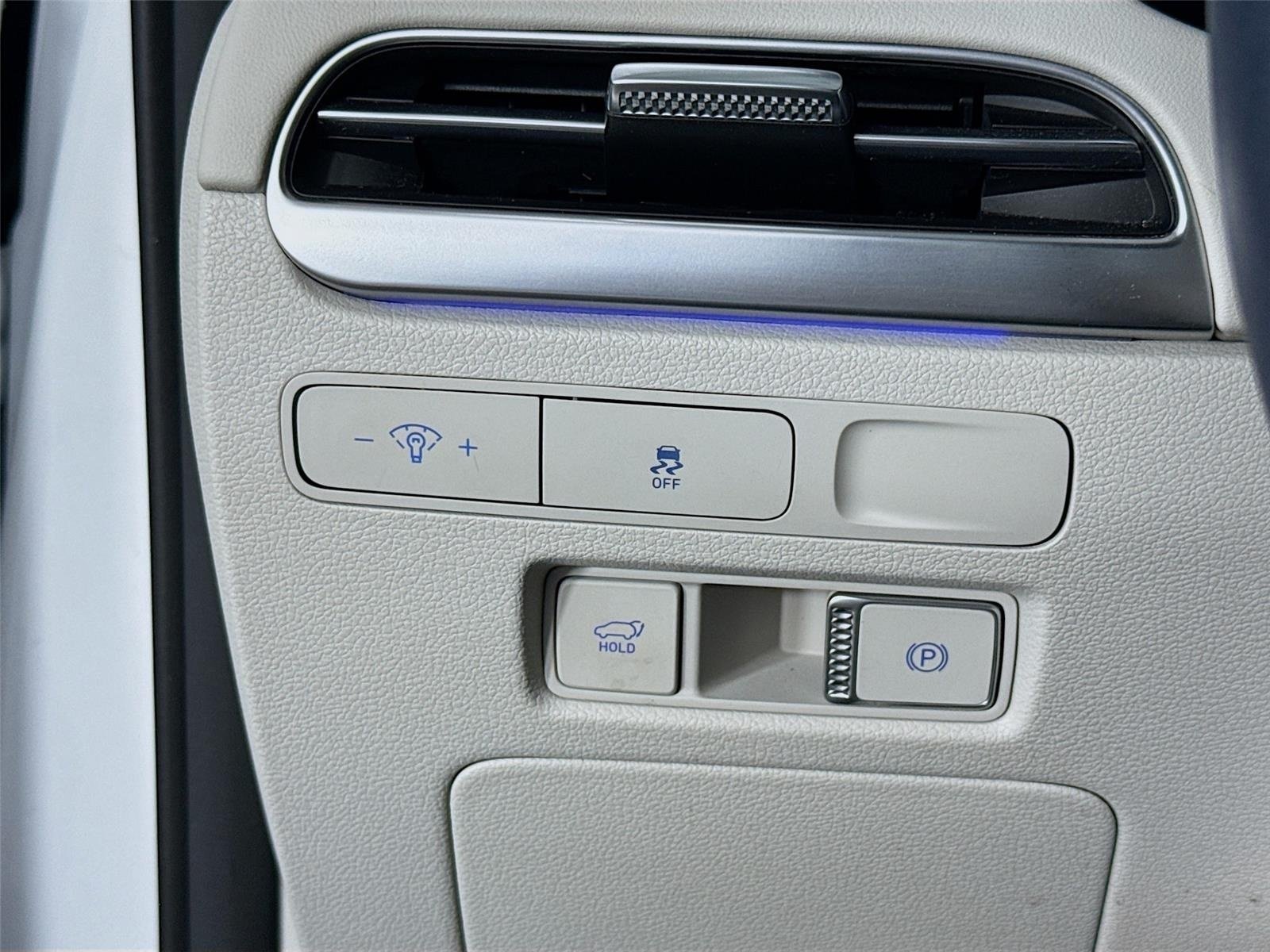 Used 2025 Hyper White Hyundai Calligraphy image 10