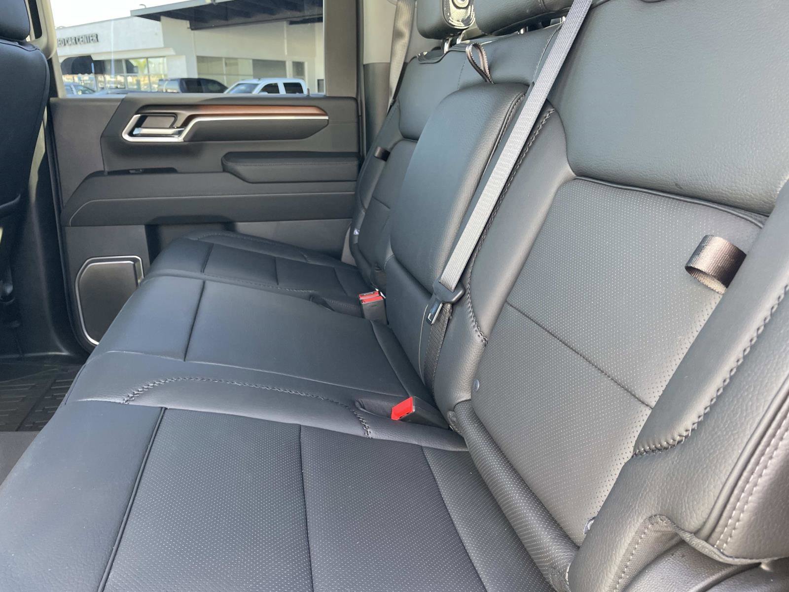 2026 GMC Sierra 3500HD Denali - Photo 27