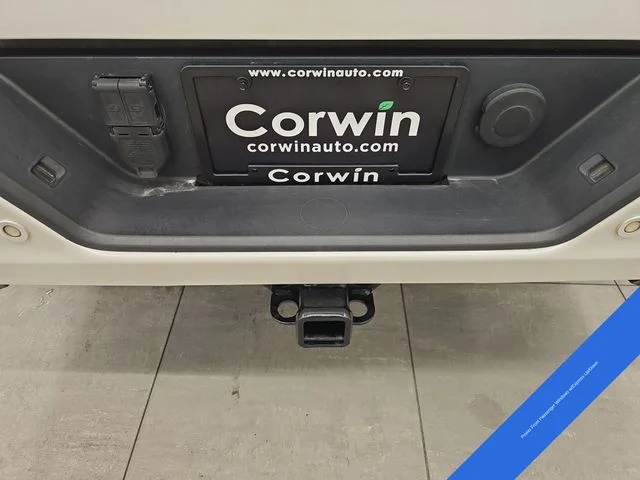 Used 2020 Iridescent Pearl Tricoat Chevrolet High Country image 16