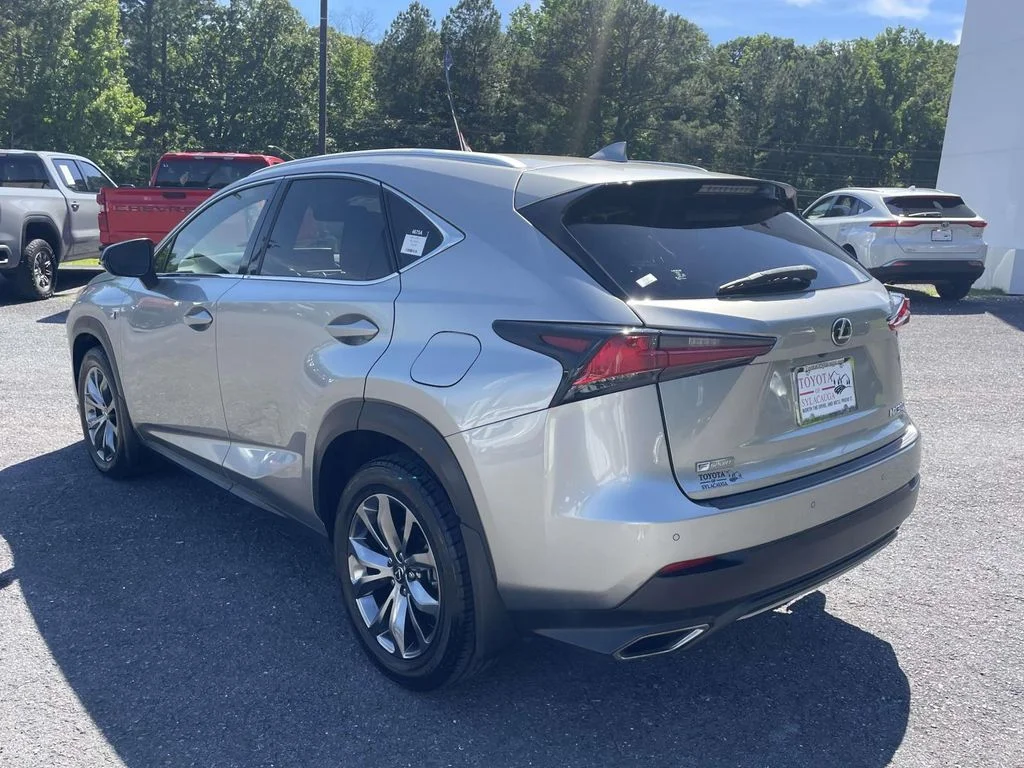 Used 2021 Atomic Silver Lexus F SPORT image 4