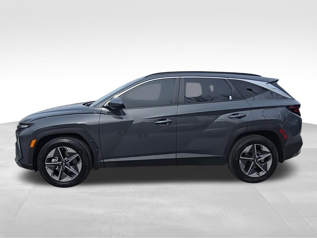 Used 2026 Gray Hyundai SEL image 5