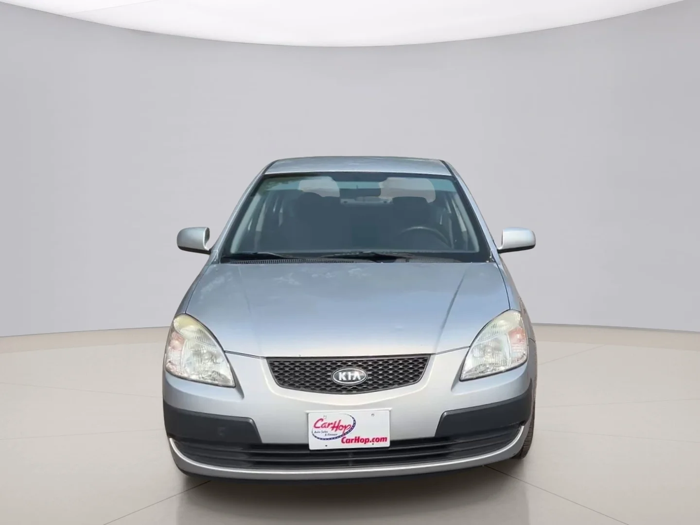 Used 2009 Silver Kia SEDAN image 8