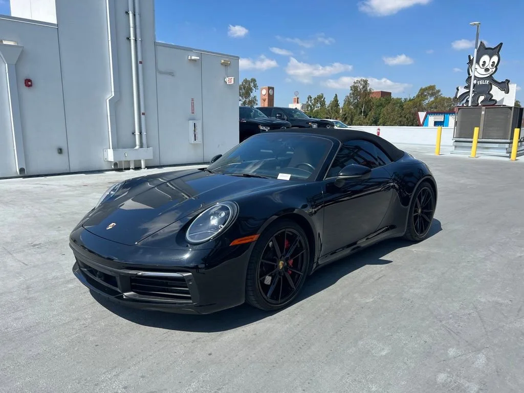 2020 Porsche 911 Carrera 4 Cabriolet's photo