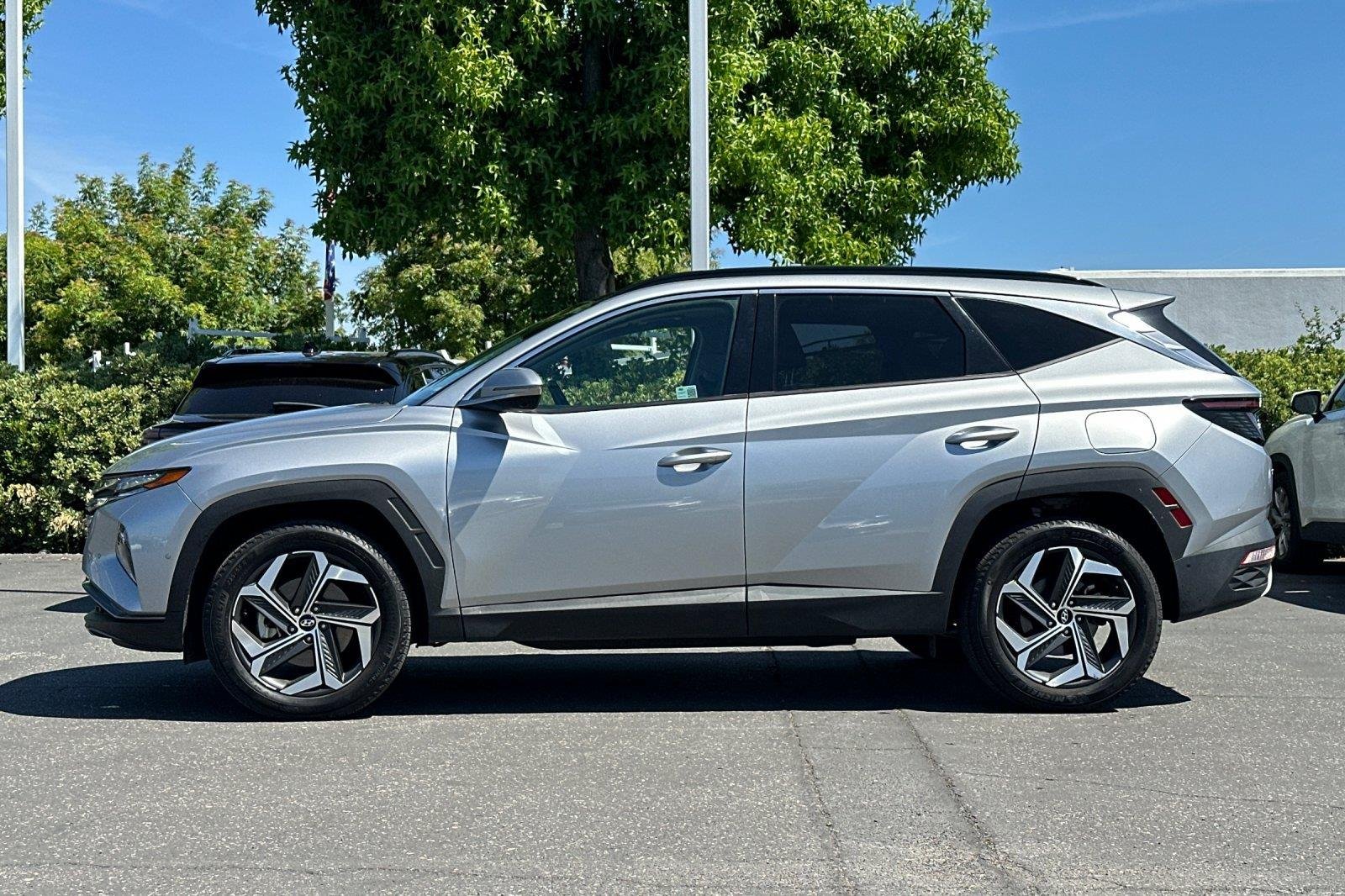 Certified Used 2024 Shimmering Silver Hyundai Limited image 6