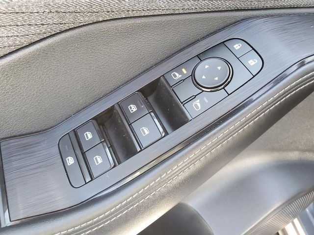 Used 2023 Gray Nissan SV image 15