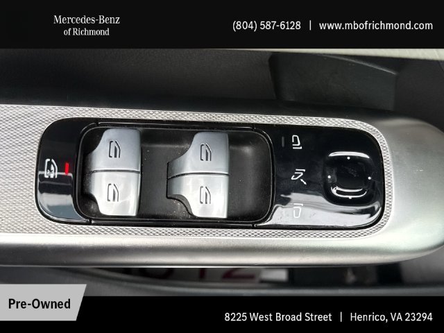 Certified Used 2024 Black Mercedes-Benz GLC 300 image 20