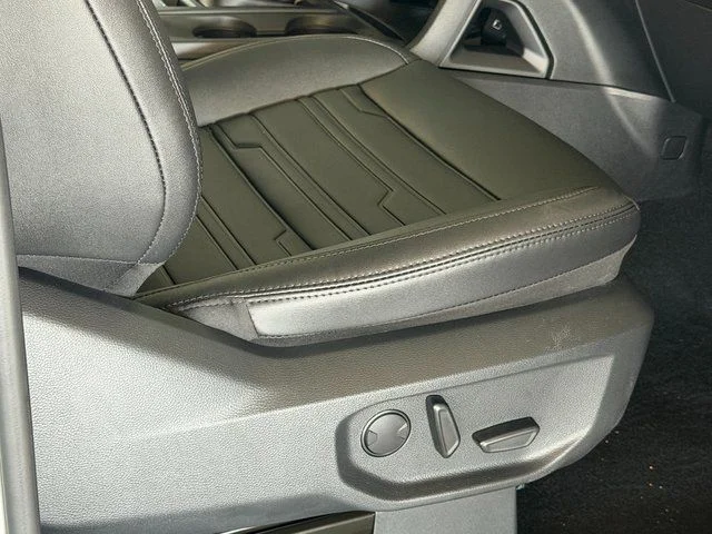 New 2026 Avalanche Ford Lariat image 10