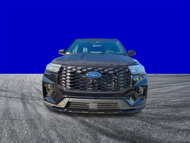 New 2026 Agate Black Metallic Ford ST-Line image 9