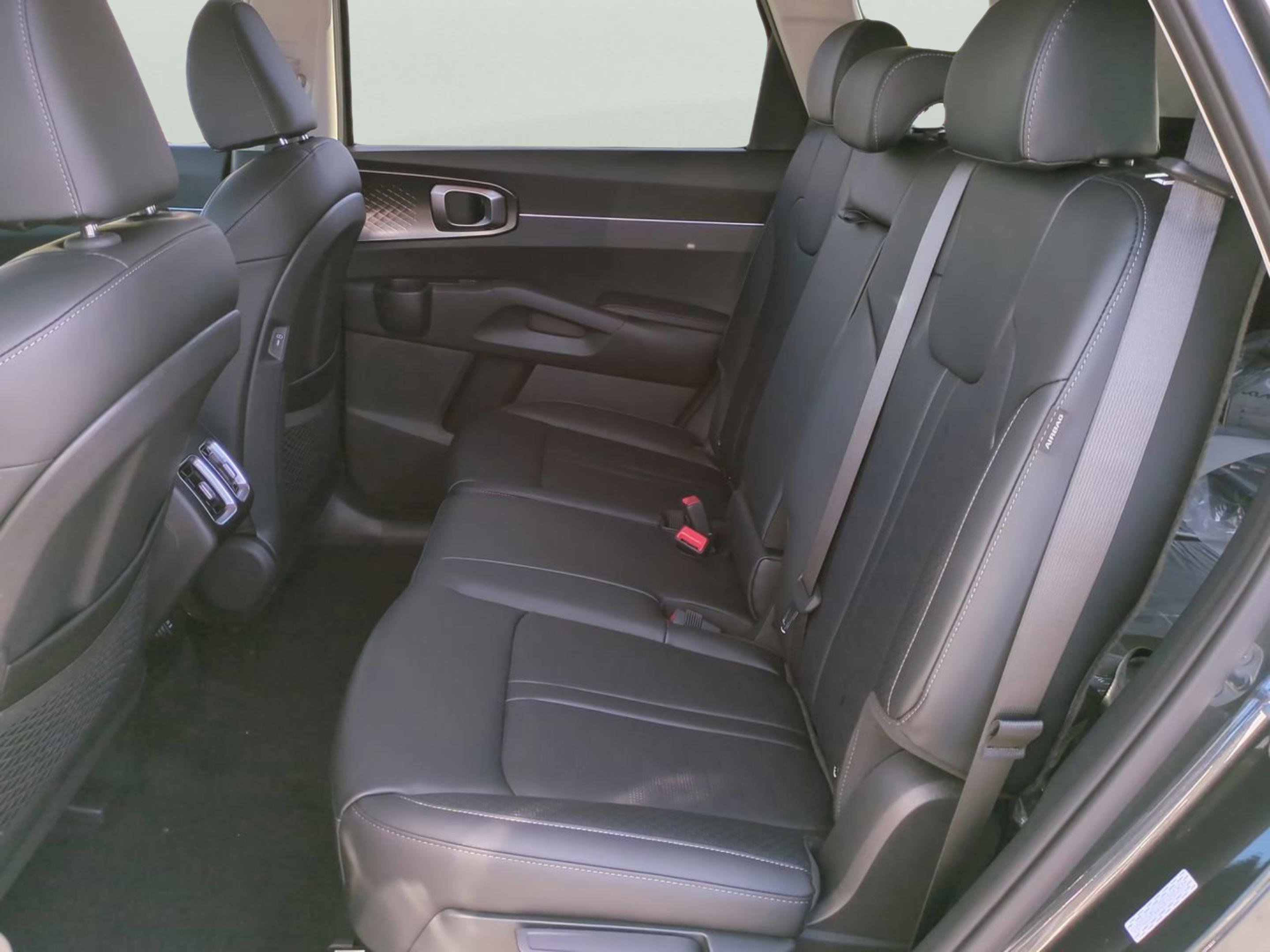 New 2026 Interstellar Gray Kia EX image 15