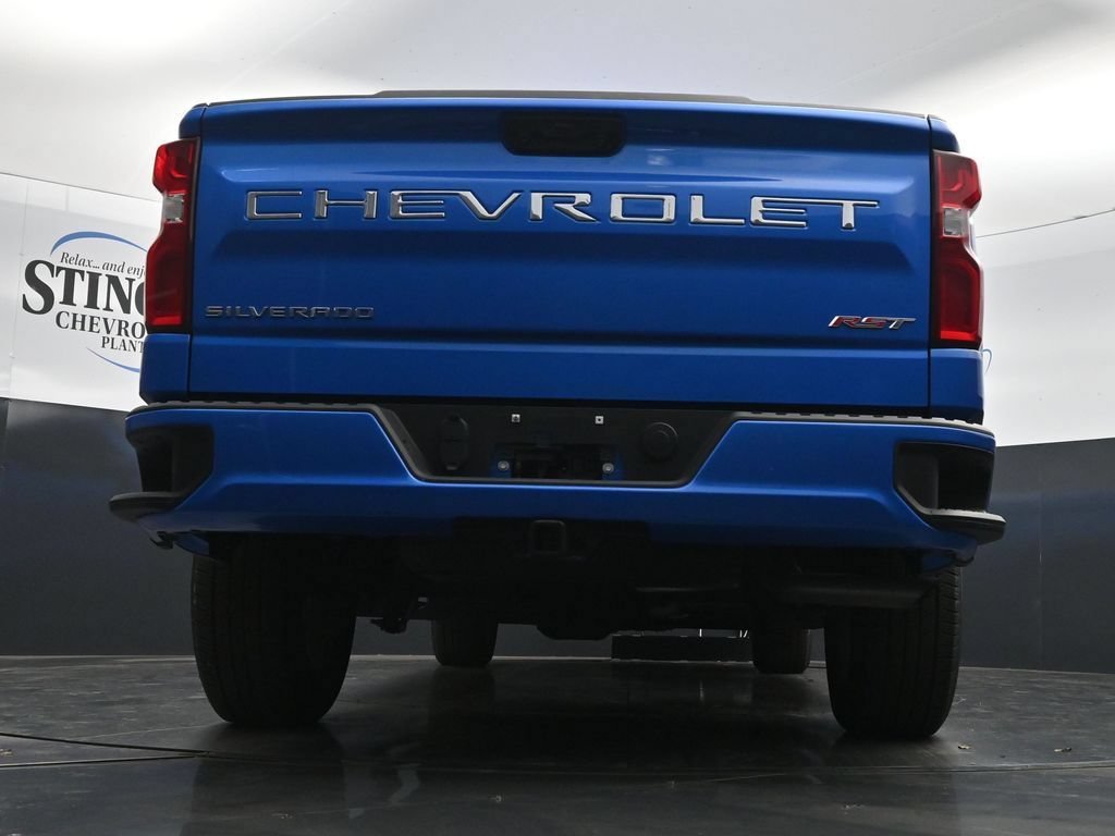 Used 2025 Riptide Blue Metallic Chevrolet RST image 31