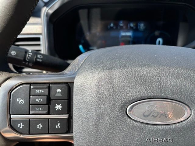 New 2026 Star White Metallic Tri-Coat Ford F-250® Platinum® image 31