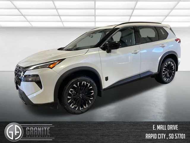 2026 Nissan Rogue Dark Armor AWD's photo