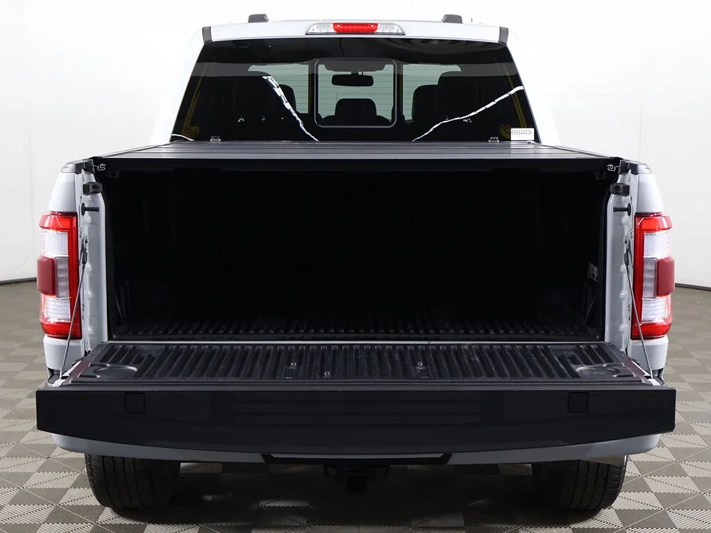 Used 2023 Avalanche Gray Ford Lariat image 24