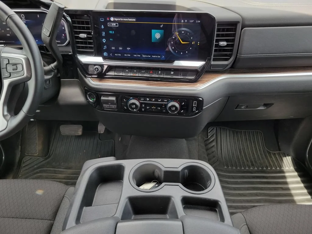 Used 2026 Sterling Gray Metallic Chevrolet LT image 18