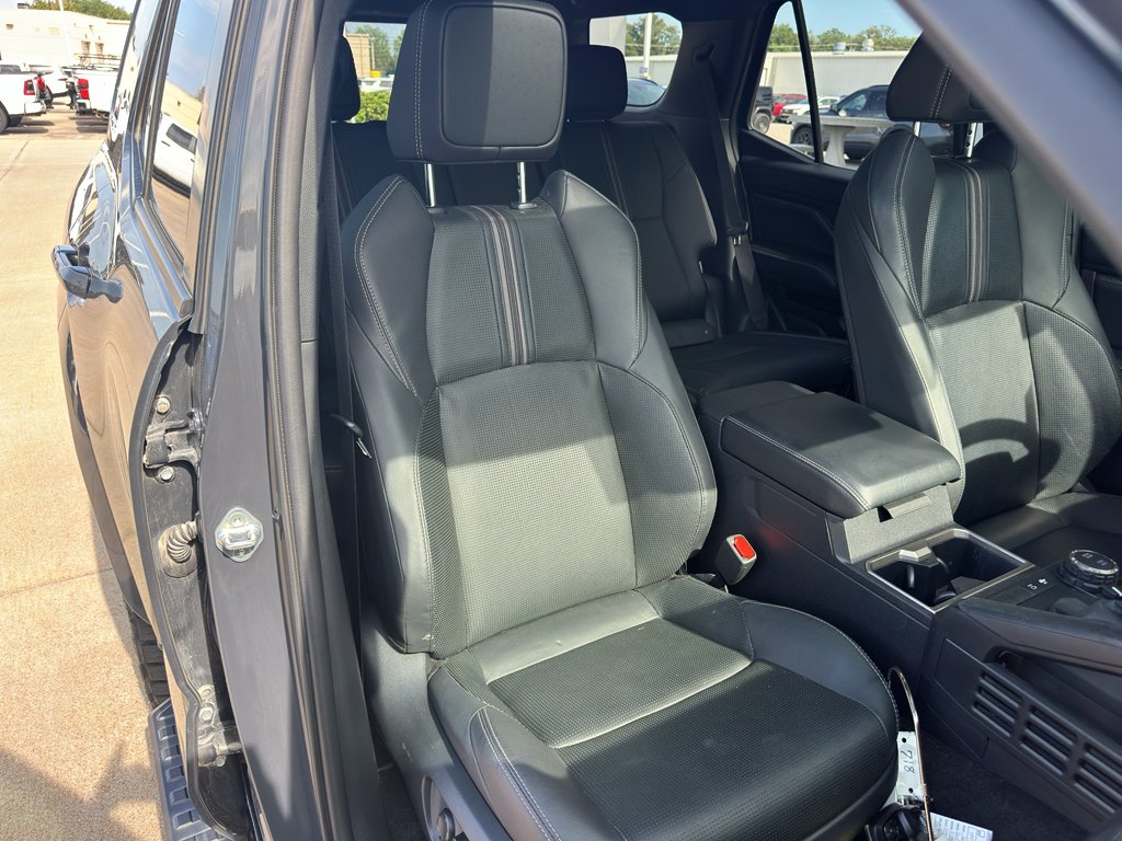 Used 2025 Gray Toyota Platinum image 32