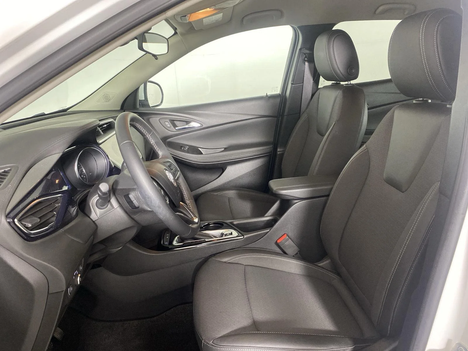 Used 2023 Summit White Buick Select image 10