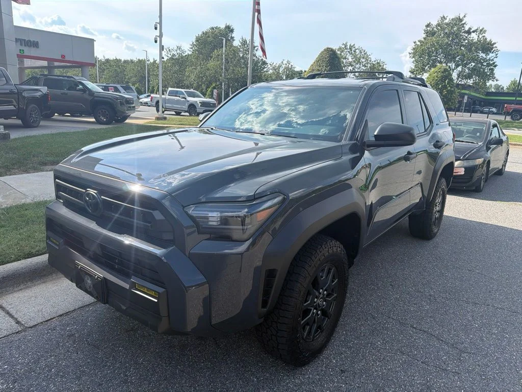 Used 2026  Toyota SR5 image 9