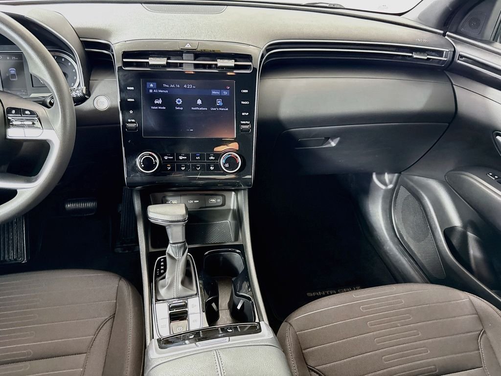 Used 2022 Sage Gray Hyundai SEL image 23