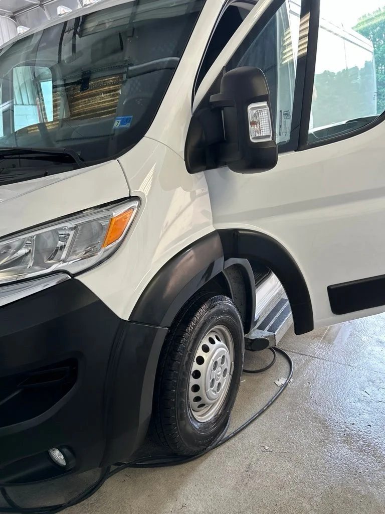Used 2025 White Ram Base image 2