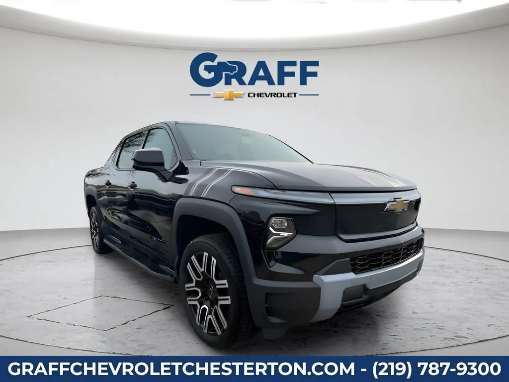 2026 Chevrolet Silverado EV LT - Photo 7