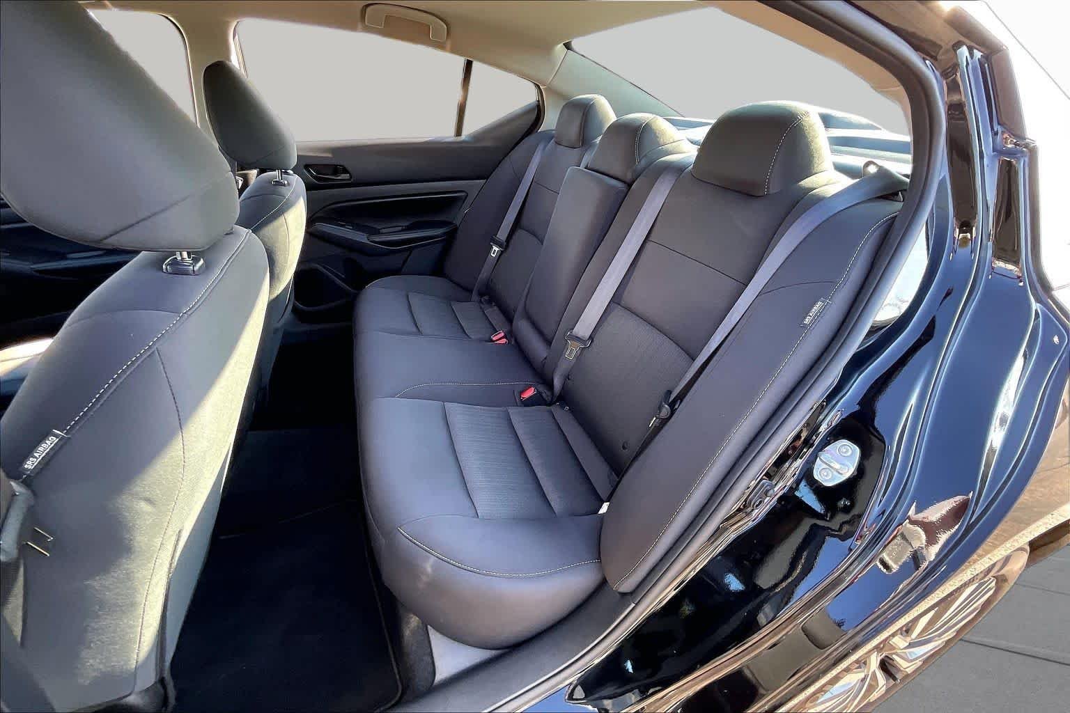 Used 2025 Super Black Nissan SV image 19