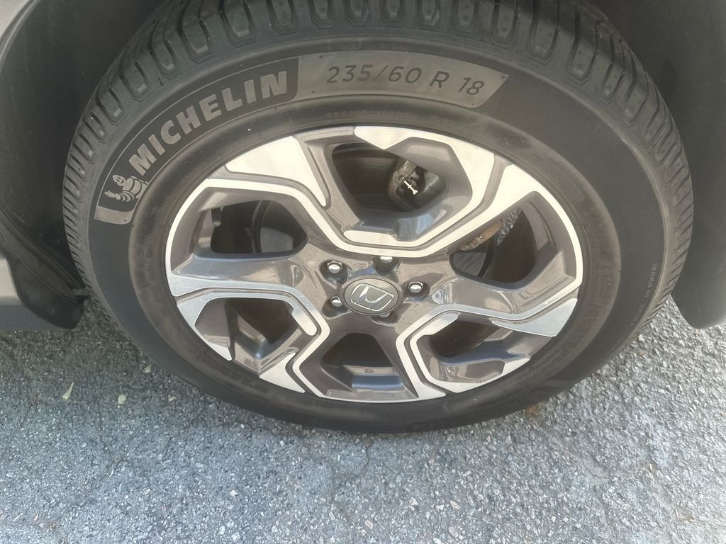 Used 2018 Silver Honda EX image 15