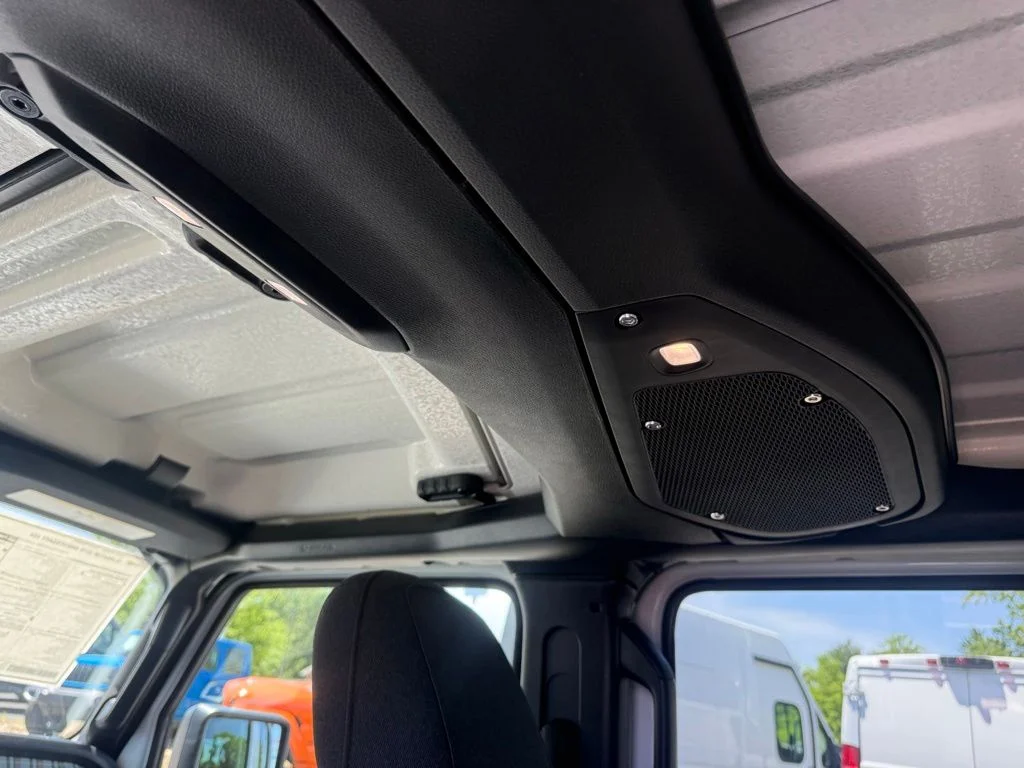 New 2026 Bright White Clearcoat Jeep 85th Anniversary Edition image 41