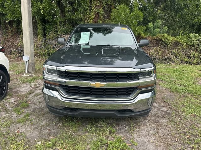 Used 2019 Gray Chevrolet LT image 2