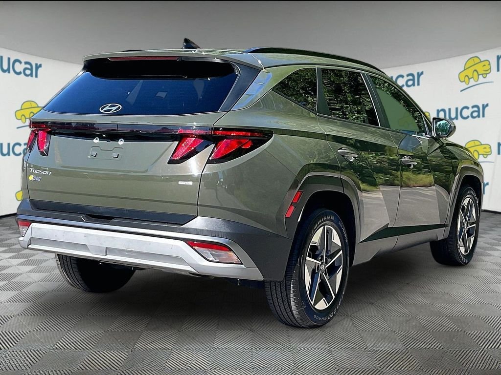 Used 2025 Green Hyundai SEL image 6