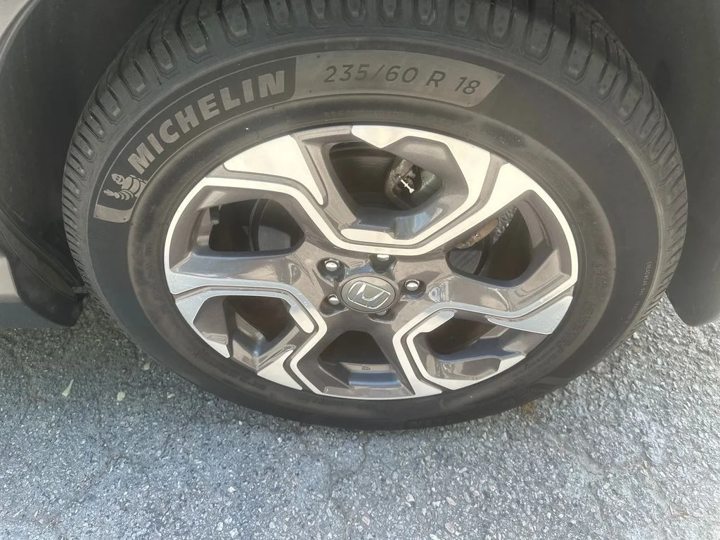 Used 2018 Silver Honda EX image 15