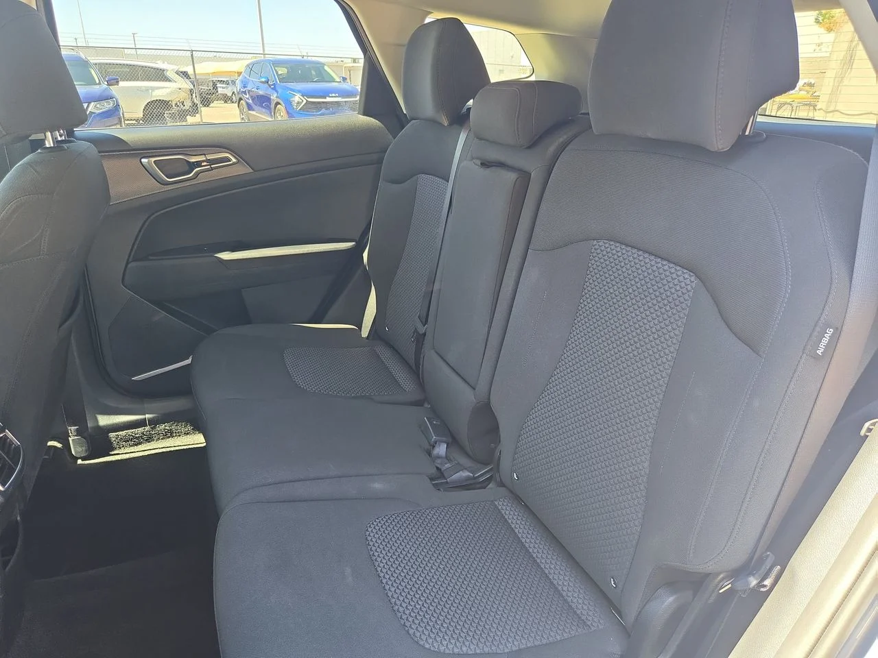 Used 2025 Everlasting Silver Kia LX image 12