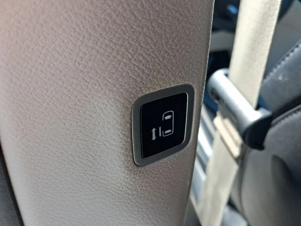 Used 2023 White Chrysler Touring L image 21