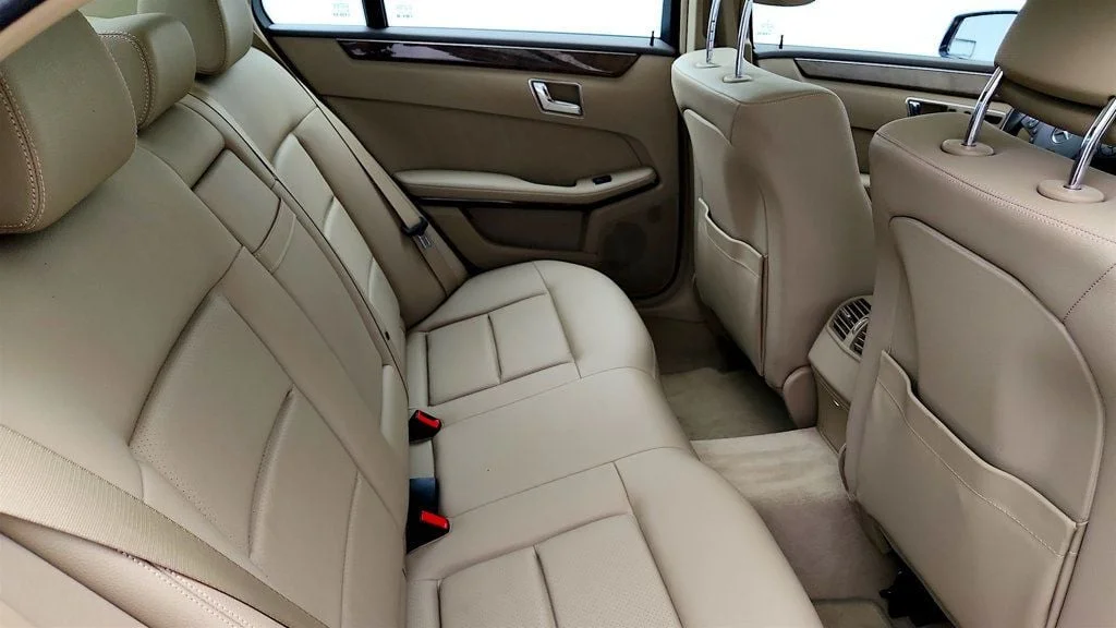 Used 2010 Capri Blue Metallic Mercedes-Benz 4dr Sedan E 350 Luxury 4MATIC® image 22