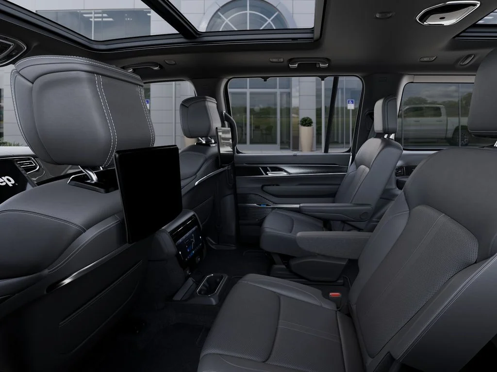 New 2026 Bright White Clearcoat Jeep Summit Obsidian image 24