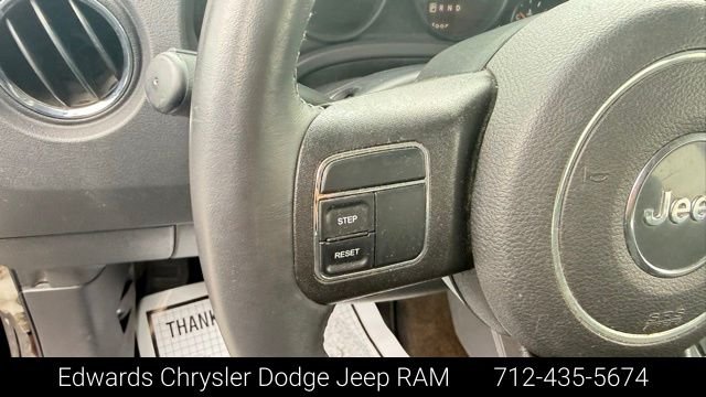 Used 2017 Black Jeep Latitude image 16