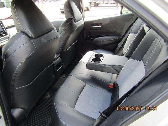 Certified Used 2020 CLASSIC SILVER MET Toyota  image 21